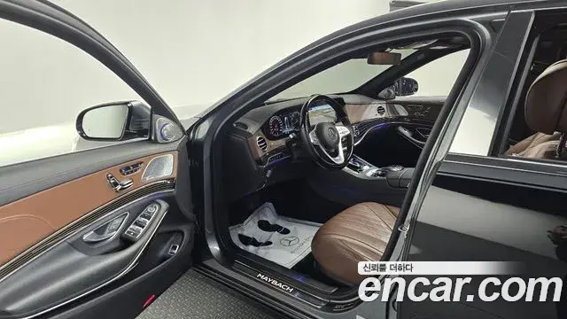 Mercedes-Benz S-Class 2020 — Photo 10/20