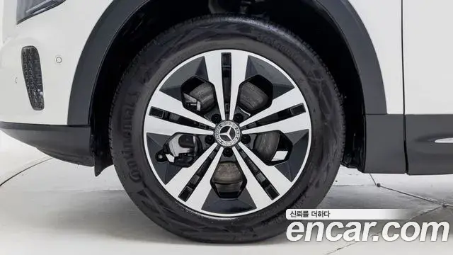 Mercedes-Benz GLB-Class 2025 — Şəkil 4/18
