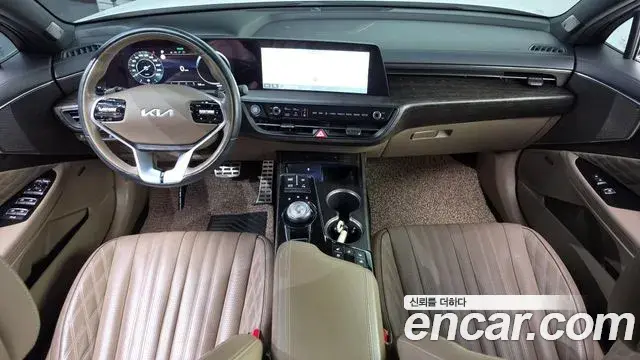 Kia K8 2021 — Photo 7/20