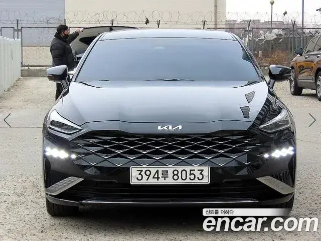 Kia K8 2021 — Photo 10/20