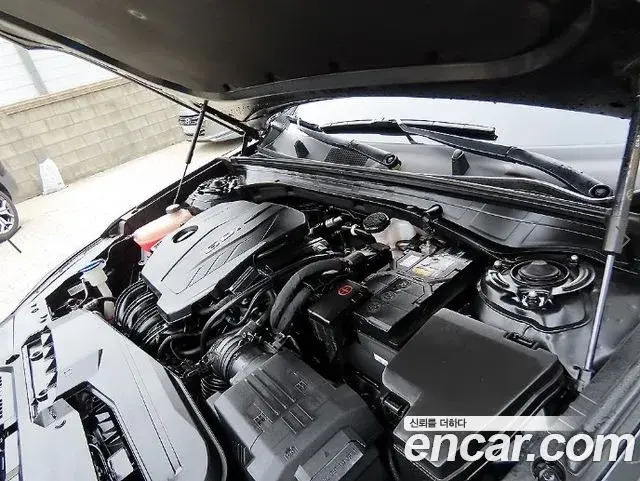 Kia K8 2021 — Photo 19/20