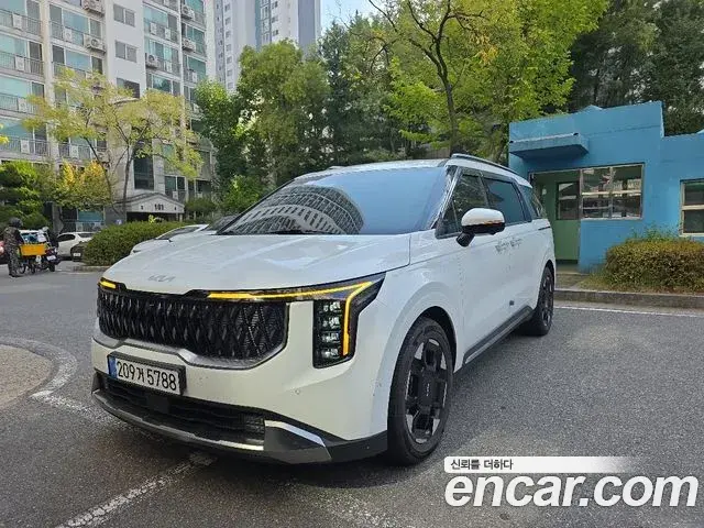 Kia Carnival 2025 — Photo 3/20