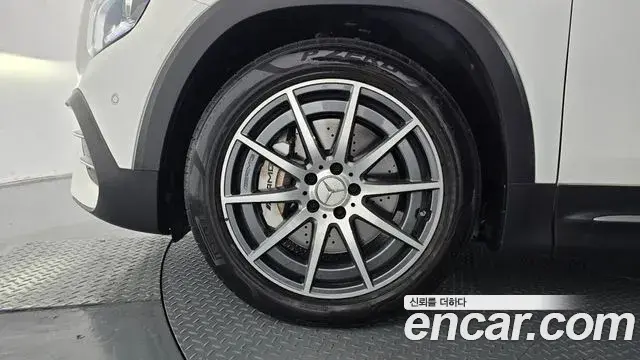 Mercedes-Benz GLB-Class 2022 — Photo 5/20