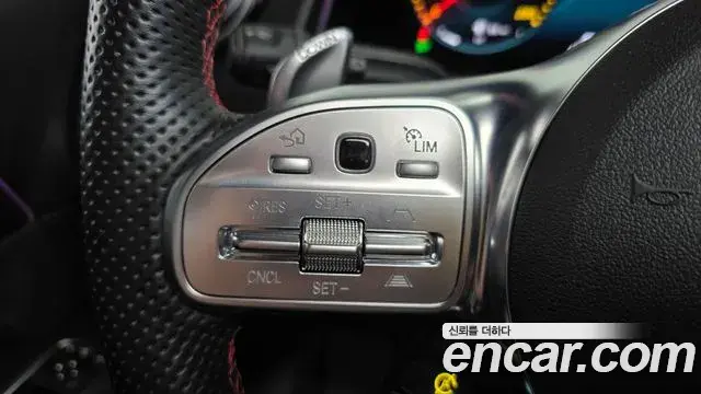 Mercedes-Benz GLB-Class 2022 — Photo 16/20