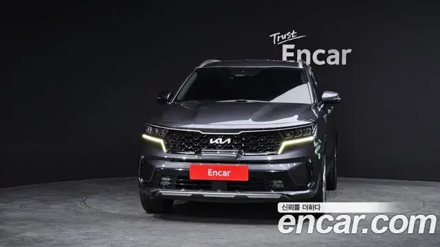 Kia Sorento 2021 — Фото 3/20