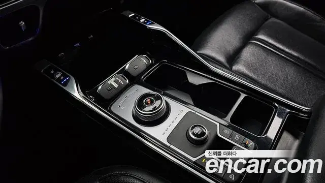 Kia Sorento 2021 — Фото 9/20