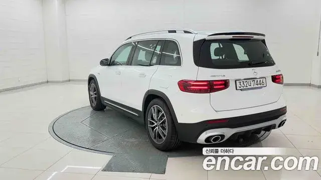 Mercedes-Benz GLB-Class 2026 — Фото 3/20