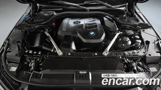 BMW 5 Series 2024 — Photo 6/20
