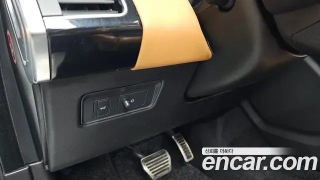 Land Rover Range Rover Sport 2021 — Photo 16/20