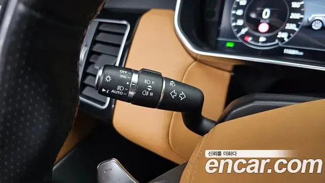 Land Rover Range Rover Sport 2021 — Photo 17/20