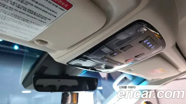 Hyundai Staria 2026 — Photo 16/20
