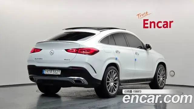 Mercedes-Benz GLE-Class 2023 — Photo 2/20
