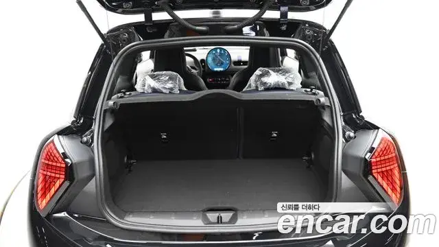 Mini Cooper S 2026 — Photo 20/20