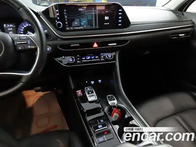 Hyundai Sonata 2022 — Şəkil 10/20