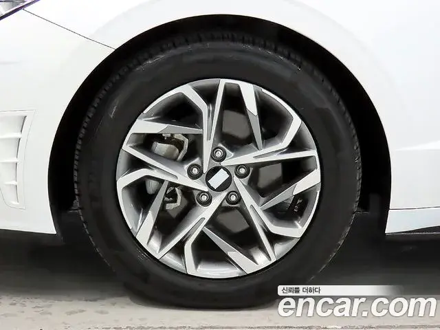 Hyundai Sonata 2022 — Şəkil 19/20