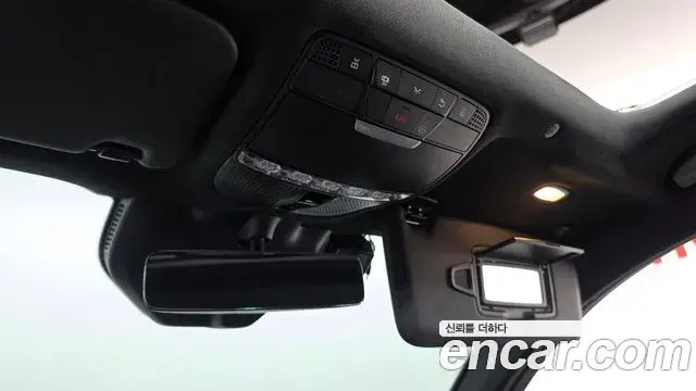 Mercedes-Benz GLC-Class 2021 — Photo 18/20