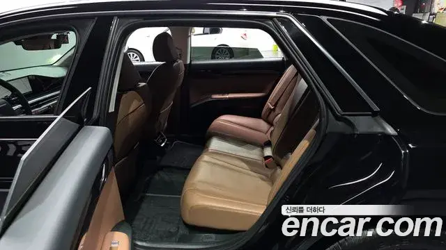 Hyundai Grandeur 2023 — Photo 12/20