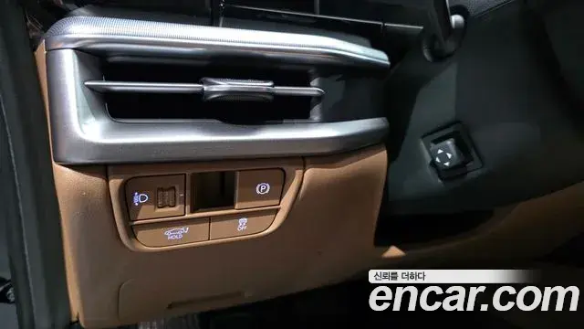 Hyundai Grandeur 2023 — Photo 18/20