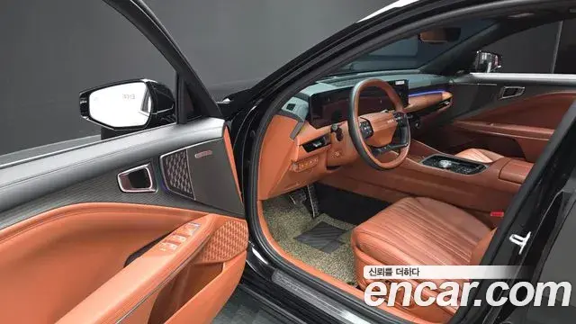 Kia K8 2024 — Photo 10/20