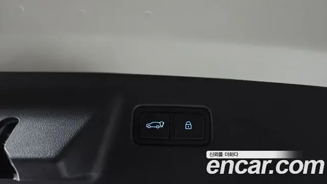 Hyundai Santa Fe 2024 — Photo 16/20