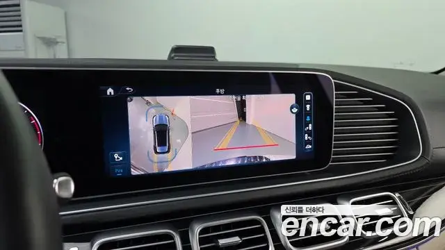 Mercedes-Benz GLE-Class 2023 — Photo 14/20