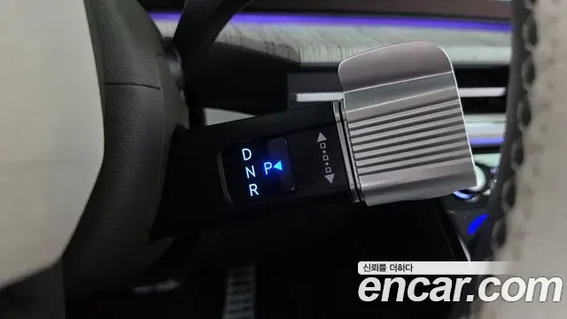 Hyundai Santa Fe 2024 — Photo 9/20
