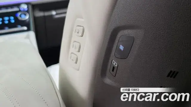 Hyundai Santa Fe 2024 — Photo 12/20