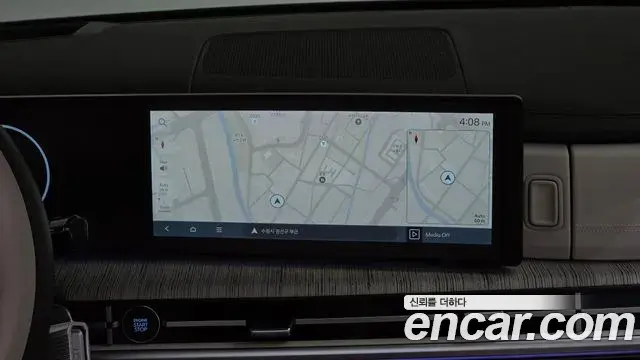Hyundai Santa Fe 2024 — Photo 13/20