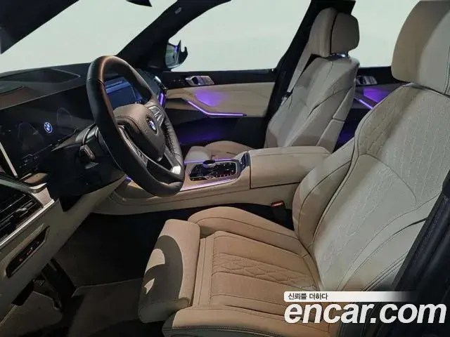 BMW X7 2026 — Photo 8/20