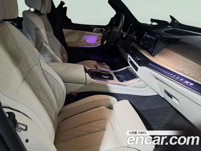 BMW X7 2026 — Photo 10/20