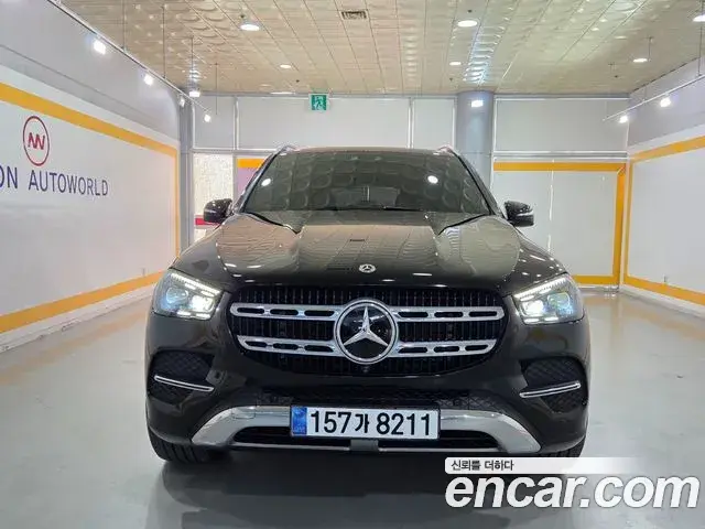 Mercedes-Benz GLE-Class 2023 — Photo 1/19