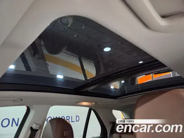 Mercedes-Benz GLE-Class 2023 — Photo 5/19