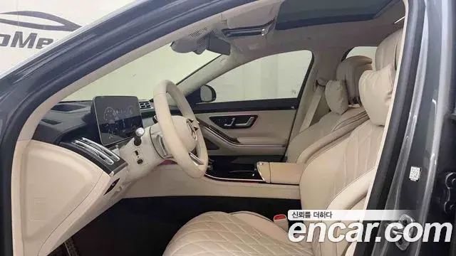 Mercedes-Benz S-Class 2025 — Photo 18/20
