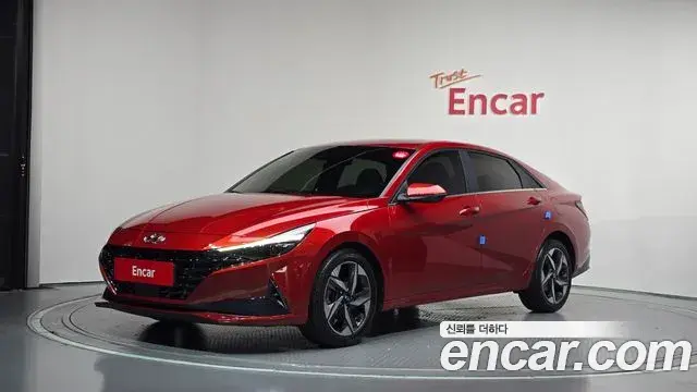 Hyundai Avante 2020 — Photo 1/20