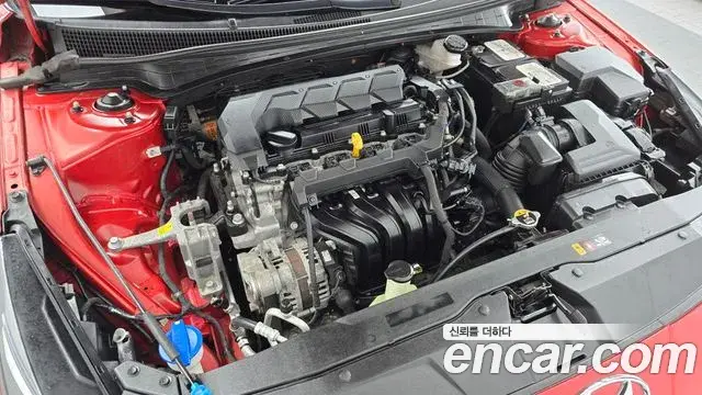 Hyundai Avante 2020 — Photo 6/20