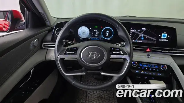 Hyundai Avante 2020 — Photo 13/20