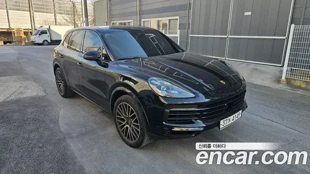 Porsche Cayenne 2019 — Şəkil 20/20