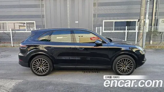 Porsche Cayenne 2019 — Şəkil 8/20