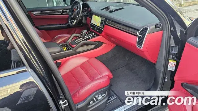Porsche Cayenne 2019 — Şəkil 19/20
