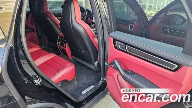 Porsche Cayenne 2019 — Şəkil 18/20