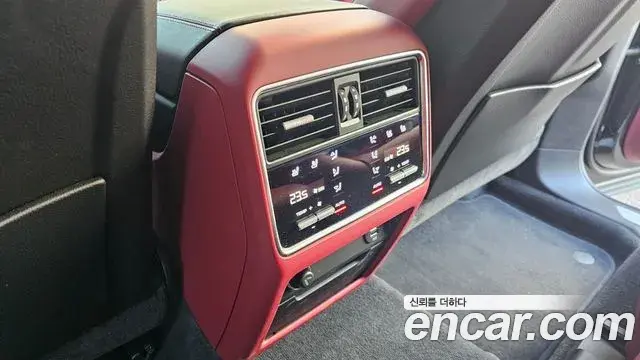 Porsche Cayenne 2019 — Şəkil 13/20