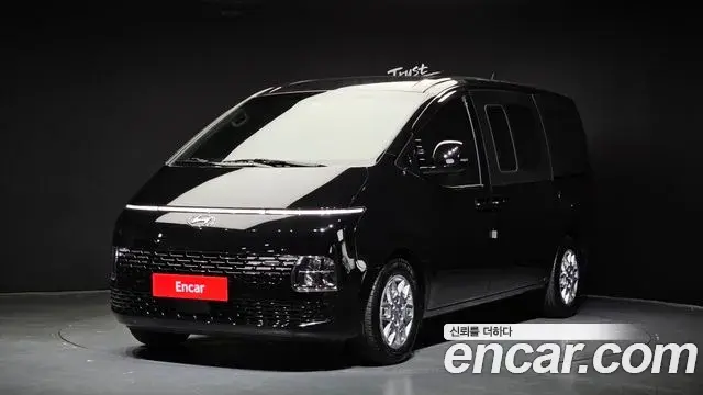 Hyundai Staria 2022 — Photo 8/20