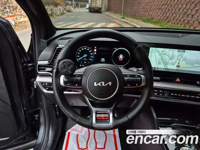 Kia Sportage 2024 — ფოტო 19/20