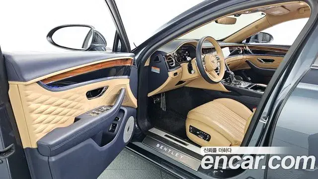 Bentley Flying Spur 2021 — Фото 10/20