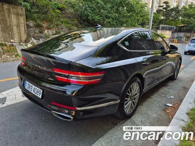 Genesis G80 2023 — Photo 17/20