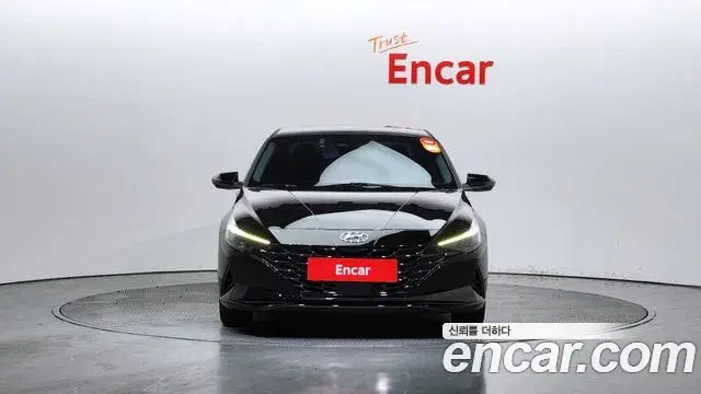 Hyundai The New Avante Hybrid 2020 — Photo 8/20