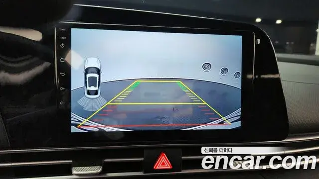 Hyundai The New Avante Hybrid 2020 — Photo 13/20