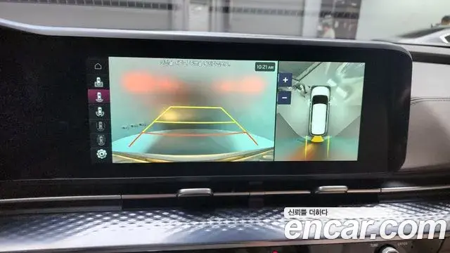Kia Carnival 2021 — ფოტო 18/20