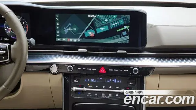 Kia Carnival 2021 — ფოტო 15/20