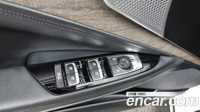 Kia K8 2024 — Şəkil 17/20